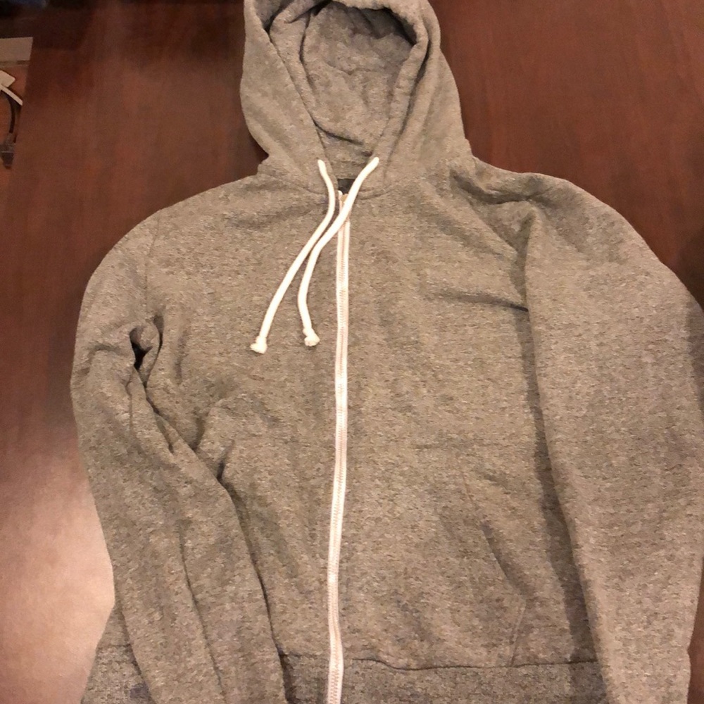 Grey sweatshirt